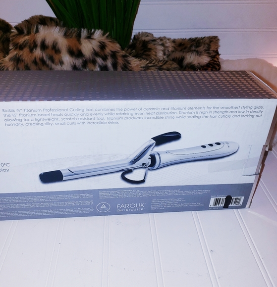 BIOSILK 3/4" Titanium Curling Iron - Picture 3 of 7